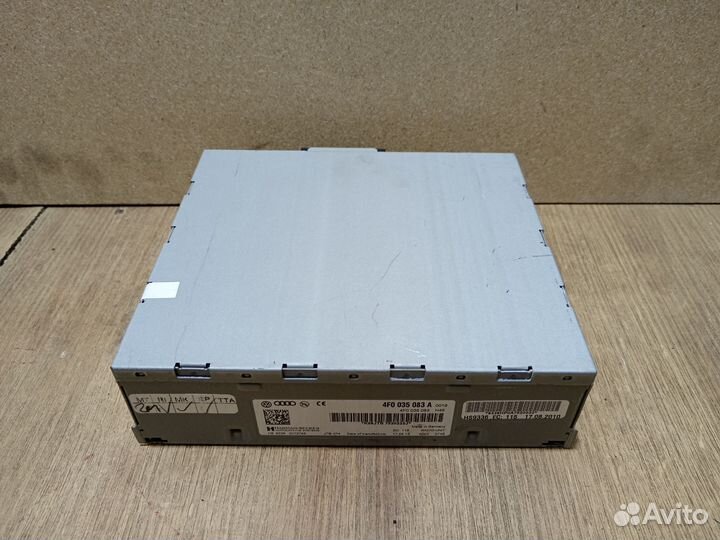 Блок управления магнитолой audi q7 4l