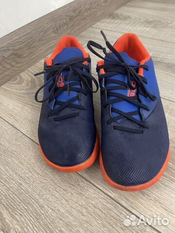 Бутсы футбольные