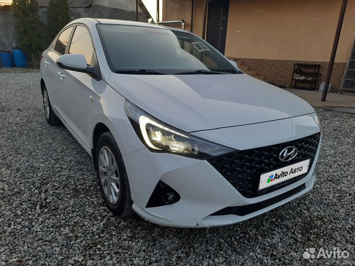 Hyundai Solaris 1.6 AT, 2021, 70 230 км