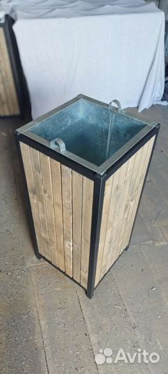 Урна для мусора уличная