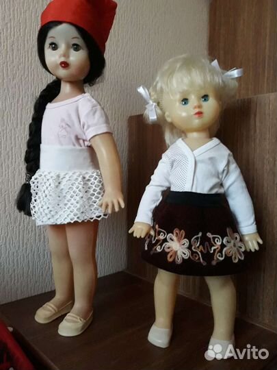 Кукла СССР платья много