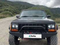 Jeep Cherokee 4.0 AT, 1989, 200 000 км, с пробегом, цена 900 000 руб.