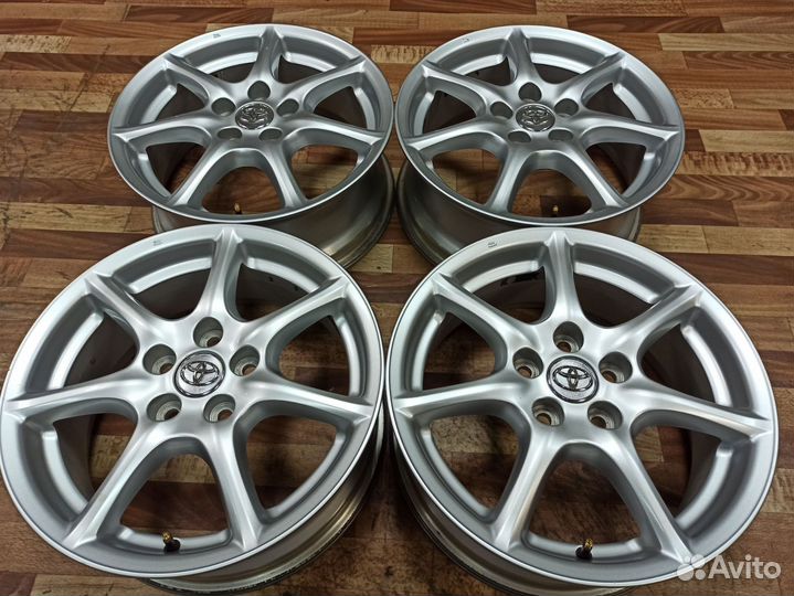 Диски 17 5х114,3 оригинал Тойота из Японии