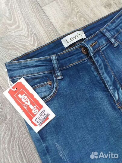 Джинсы новые