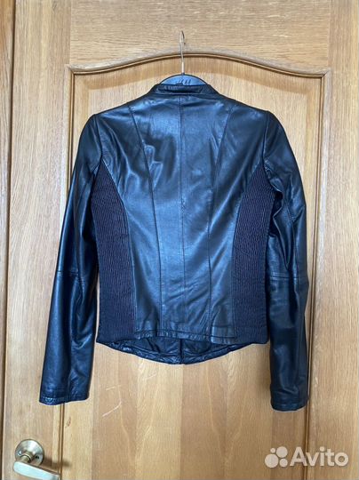 Кожаная куртка zara s