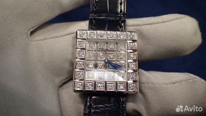 Золотые часы Chopard Ice Cube by DE Grisogono