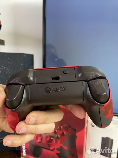 Xbox геймпад красный камуфляж + аккумулятор