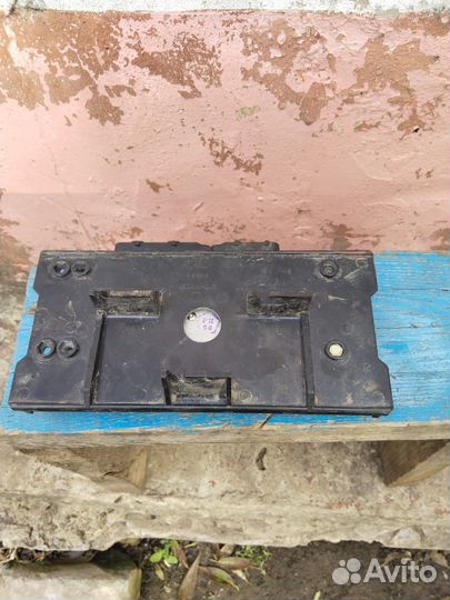 Запчасти на ваз 2110 бу