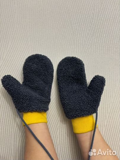 Варежки женские