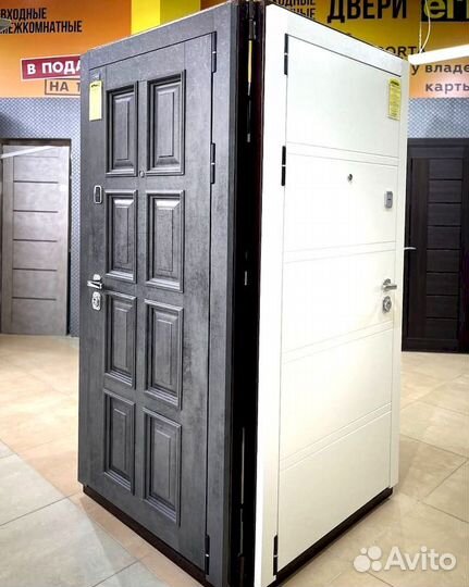 Входная дверь со Склада