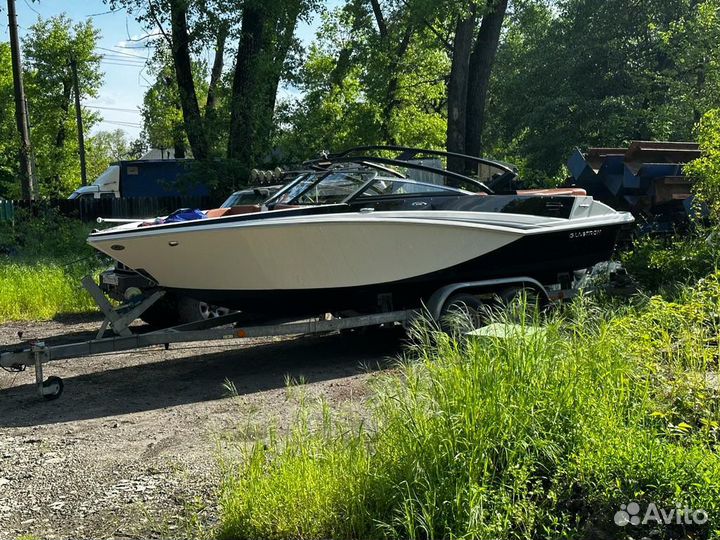 Катер Glastron-205 GTS