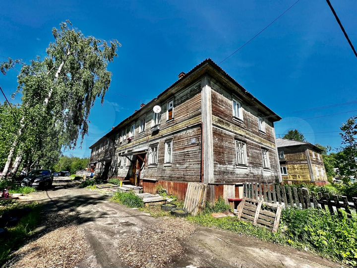 3-к. квартира, 55 м², 1/2 эт.