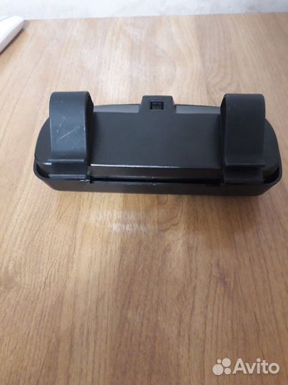 Автомобильный футляр для очков