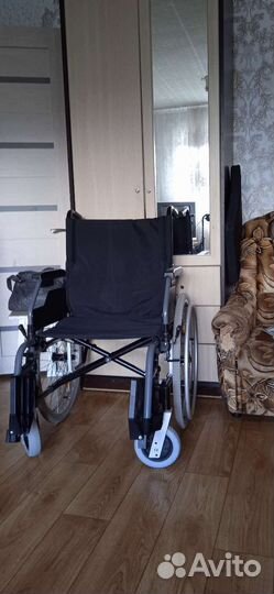 Инвалидная коляска