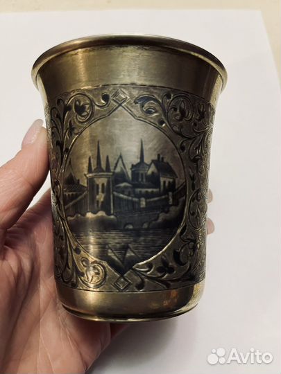 Стакан серебряный