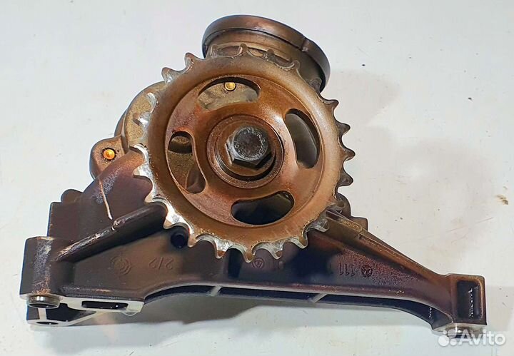 Насос масляный Mercedes Benz W202 1,8