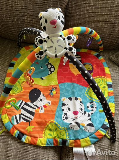 Развивающий коврик