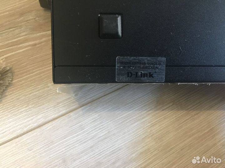 Маршрутизатор и коммутатор D-link DFL-860E
