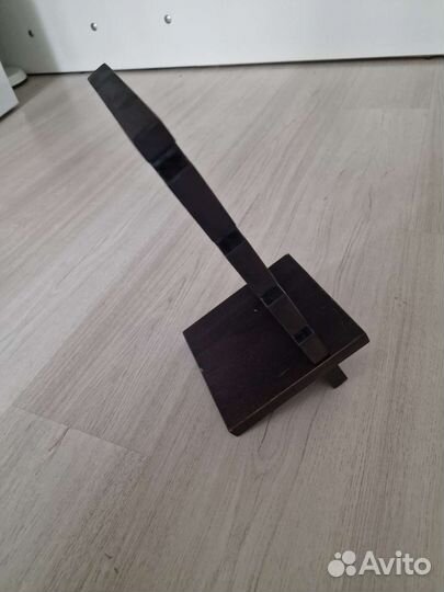 Подставка для очков деревянная