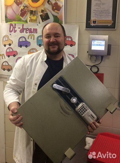 Открыть и заменить замок