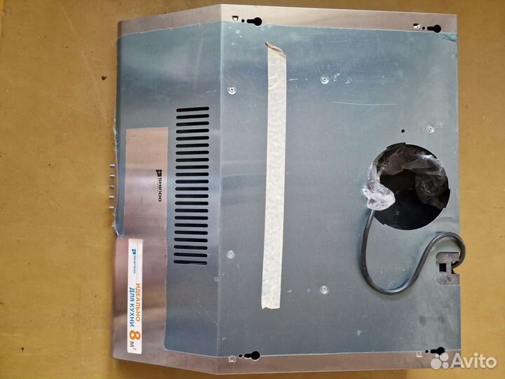 Кухонная вытяжка новая