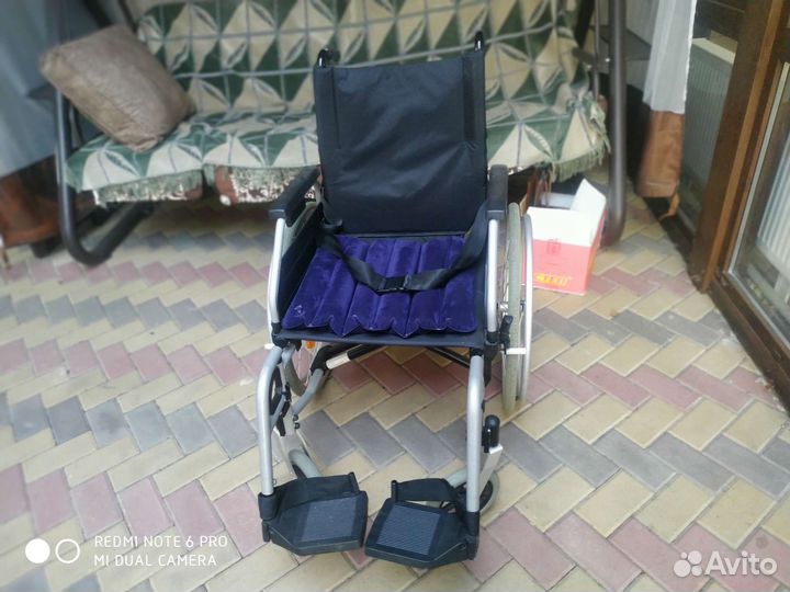Медицинское инвалидное кресло