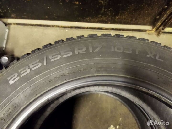 Nokian Tyres Hakkapeliitta 8 235/55 R17 103T