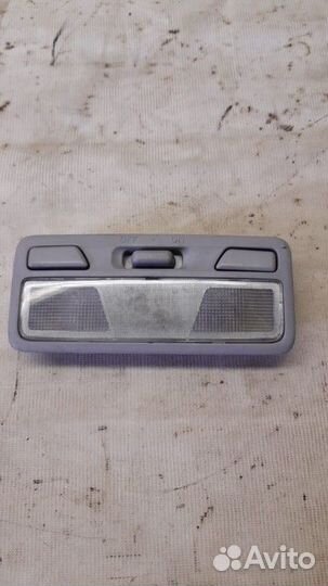 Плафон внутреннего освещения передний