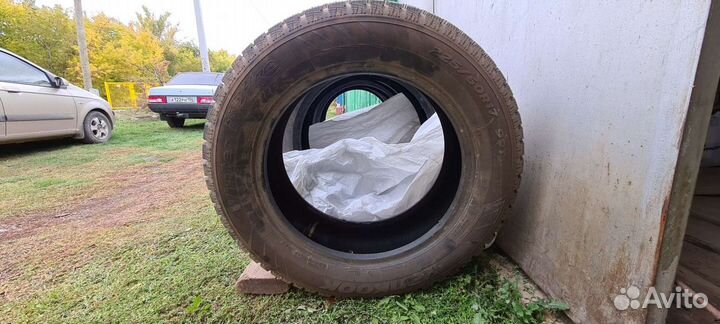 Hankook Winter I'Pike 225/60 R17