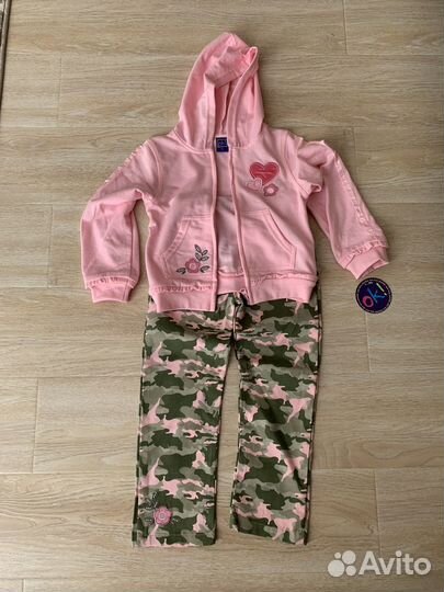 Костюм для девочки новый 100-110 см