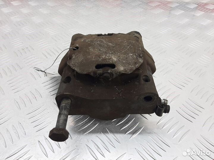 Суппорт задний левый для Peugeot-Citroen C5 1