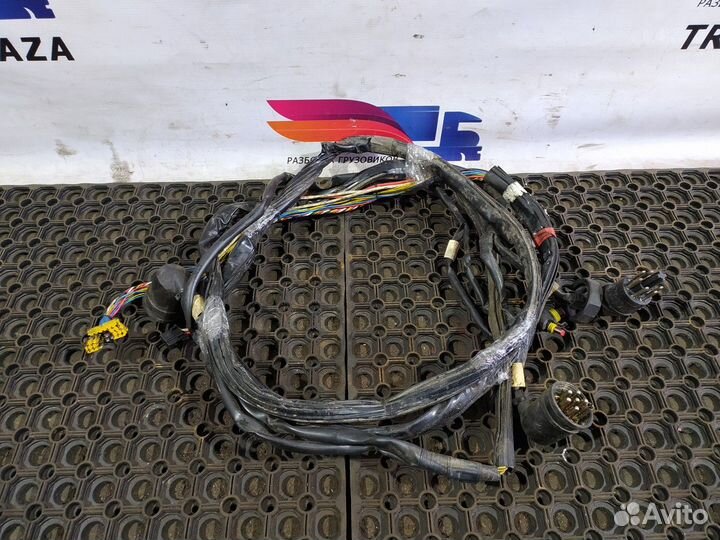 1698739 Проводка перекидок Daf XF105