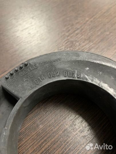 Проставка пружины Mercedes W202