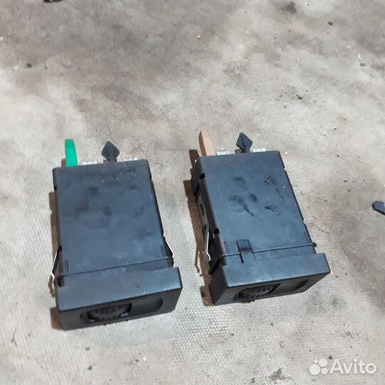 Кнопка подогрева сидений Фольксваген Пассат Б5