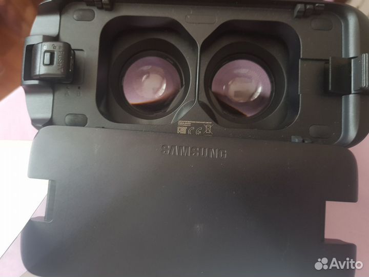 Очки виртуальной реальности Samsung Gear VR