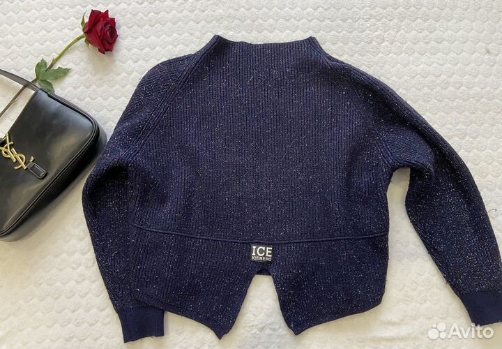 Пакет фирменных женских вещей