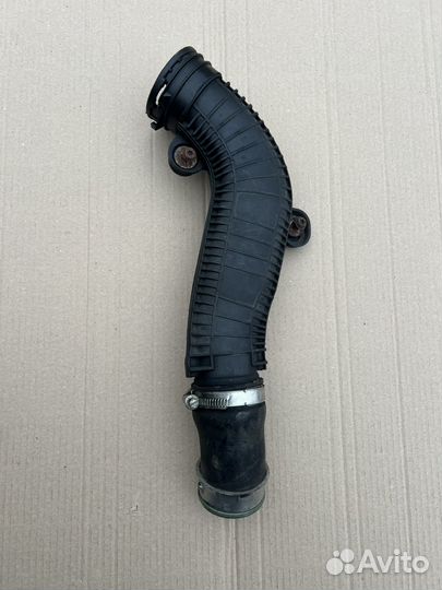 Патрубок интеркулллера VW Tiguan 5N