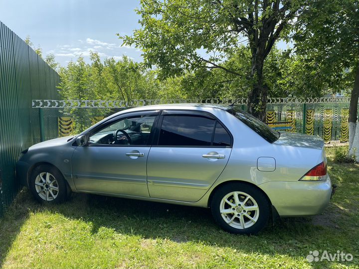 Mitsubishi Lancer 1.6 МТ, 2005, 260 000 км