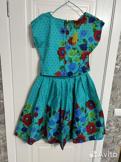 Костюм женский