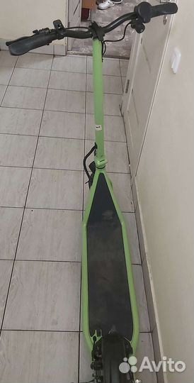 Электросамокат iconBIT Trident 105 Duo