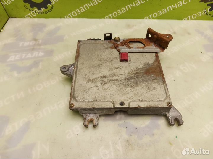 Блок управления двигателем d15b Honda Integra EK3
