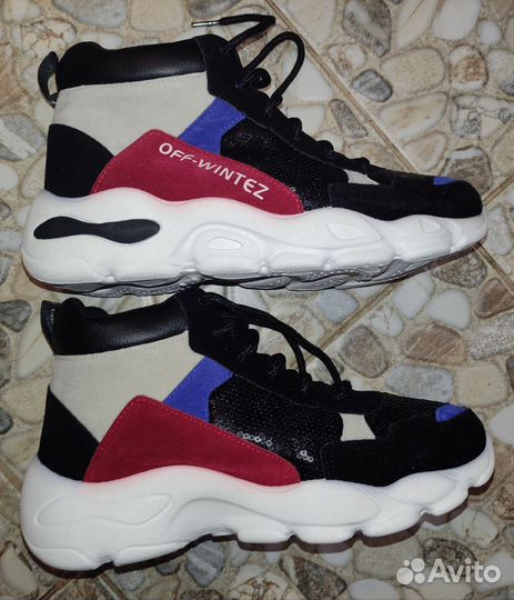 Кроссовки демисезонные женские 39 размер