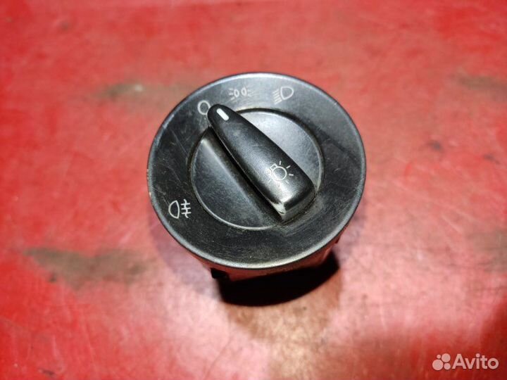 Переключатель света фар Volkswagen Passat B5 седан