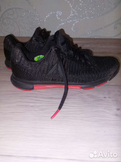 Кроссовки женские 38 размер