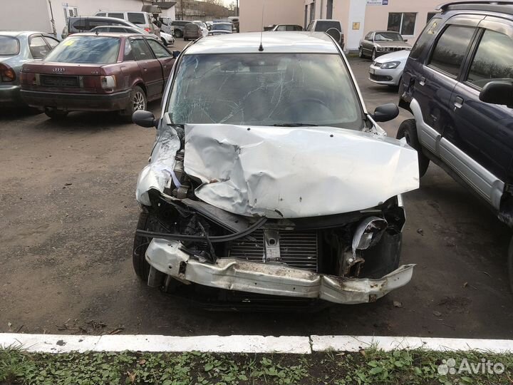 Renault logan в разборе