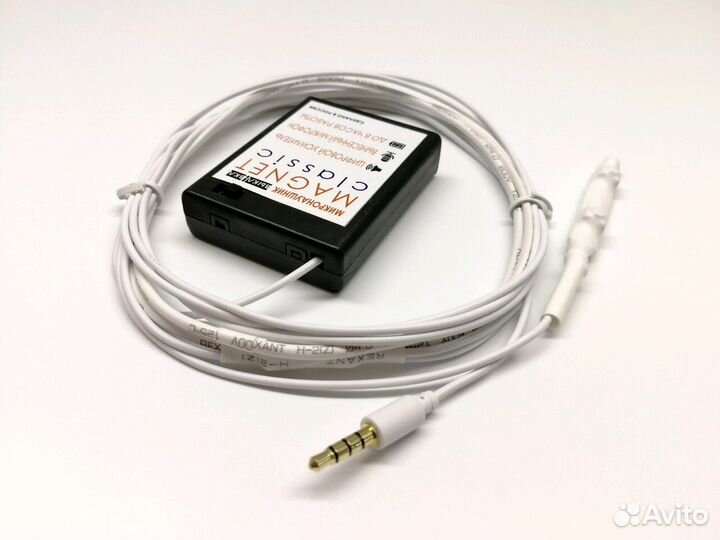 Микронаушник c кнoпкoй пищалкой