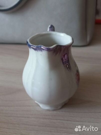 Старинный сливочник