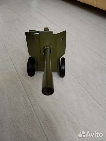 Игрушечная пушка из СССР