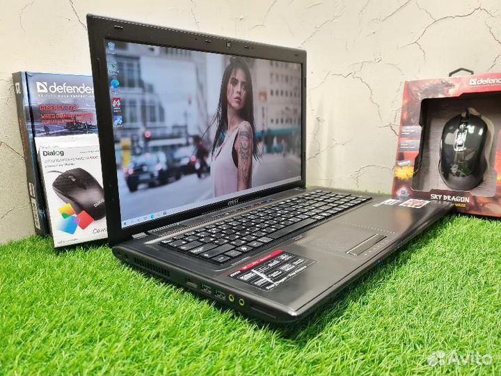 Хороший ноутбук 4 ядерный/8GB озу