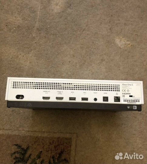 Xbox One S 1tb 35 игр